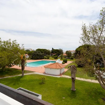 Excellent Oura Appartement